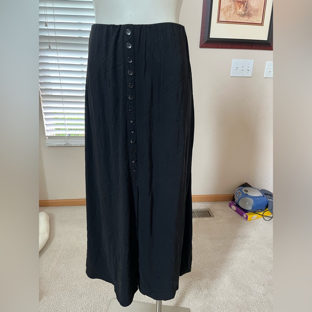 NWT Women’s Skirt by JM Collection - Sz. Small